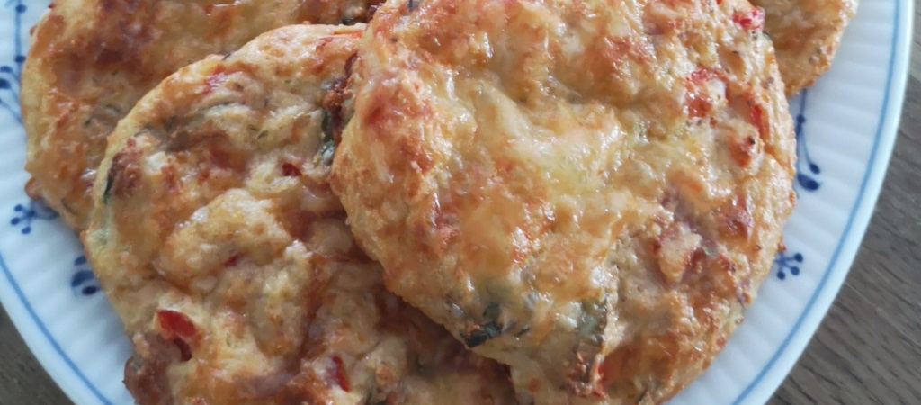 pizzaboller med cottage cheese og egg